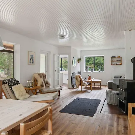 Holiday home Modernised 70s In Forest Near Nykobing Sjaelland